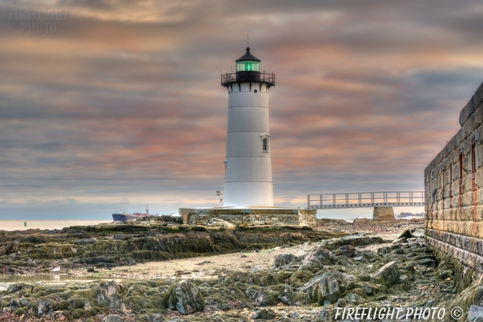 Lighthouse;Portsmouth;Portsmouth Harbor Light;Fort Constitution;New Hampshire;Photo to art;art;landscape;building;artwork
