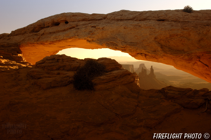 landscape;scenic;sunrise;mesa arch;canyonlands;UT;UTAH;rock